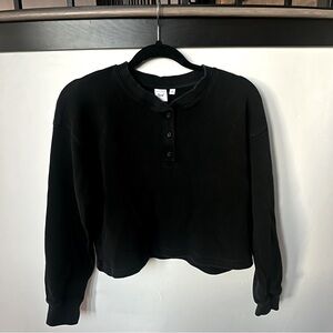 ARITZIA TNA // Black Waffle Long Sleeve Henley